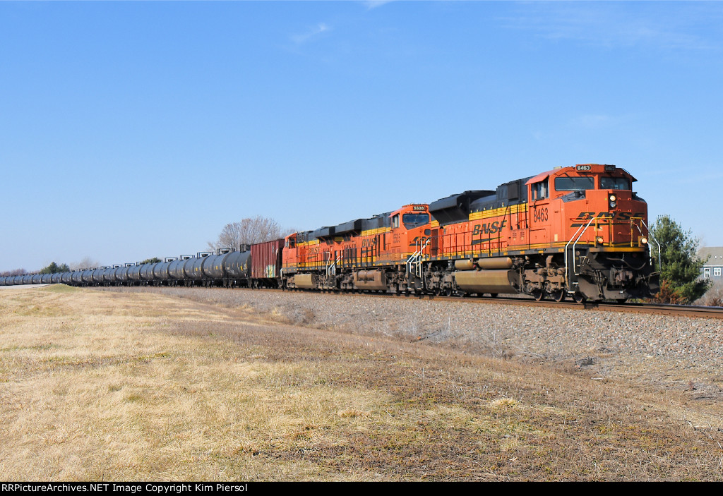 BNSF 8463